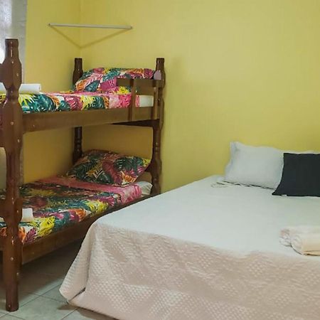 Oncoto Palmas Hostel Exterior photo